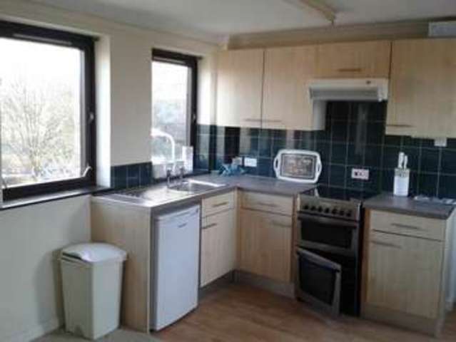  Image of 3 Bedroom Flat to rent at Warwick  Warwick, CV34 4DF