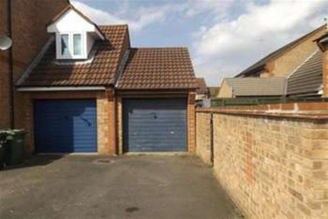  Image of 2 Bedroom Detached to rent at Peterborough, PE1 5PX