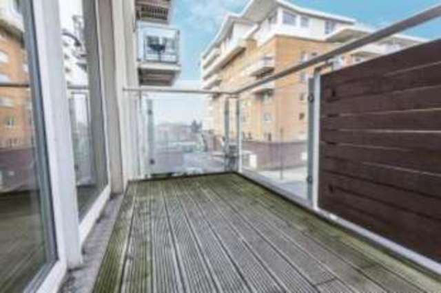  Image of 1 Bedroom Flat for sale at Chandlery Way Cardiff Grangetown, CF10 5NQ