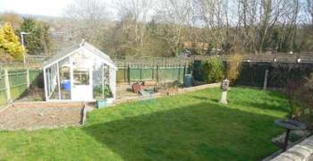  Image of 2 Bedroom Detached for sale at Riley Road  Reading, RG30 4UX