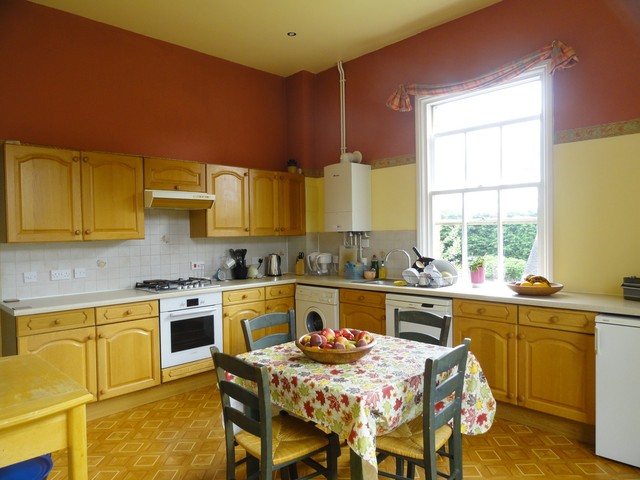  Image of 2 Bedroom Flat to rent at Woughton On The Green  Woughton on the Green, MK6 3DB