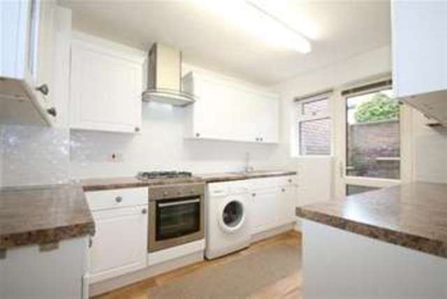  Image of 3 Bedroom Detached to rent at Newhaven, BN9 0QT