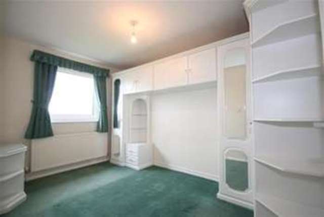  Image of 3 Bedroom Detached to rent at Newhaven, BN9 0QT