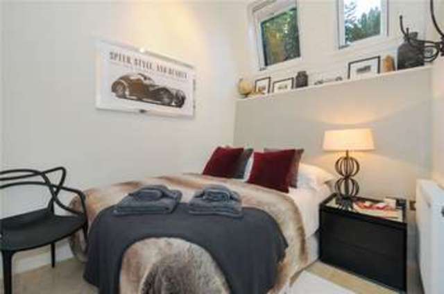  Image of 3 Bedroom Terraced to rent at Singleton  Chichester, PO18 0HN