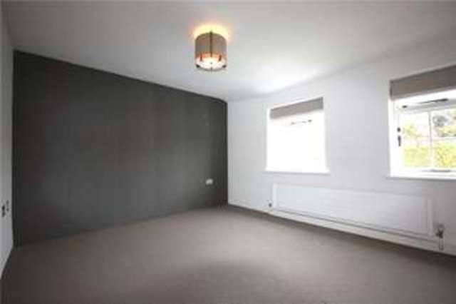  Image of 3 Bedroom Terraced to rent at Singleton  Chichester, PO18 0HN