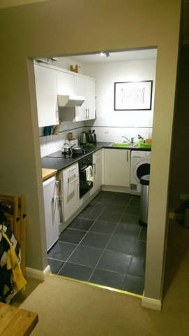  Image of 2 Bedroom Ground Flat to rent at Dorking Surrey Dorking, RH4 2EX