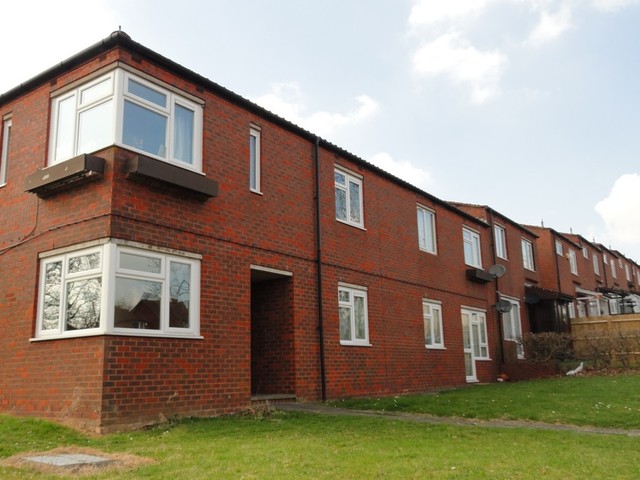  Image of 1 Bedroom Flat to rent at Springfield  Woughton on the Green, MK6 3LD