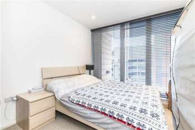  Image of 2 Bedroom Flat for sale at 18 Western Gateway London North Woolwich, E16 1BL