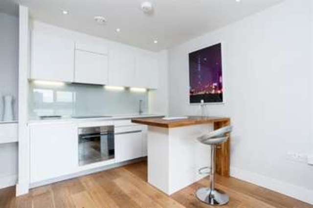  Image of 1 Bedroom Flat for sale at London  Holloway Road, N7 7EH