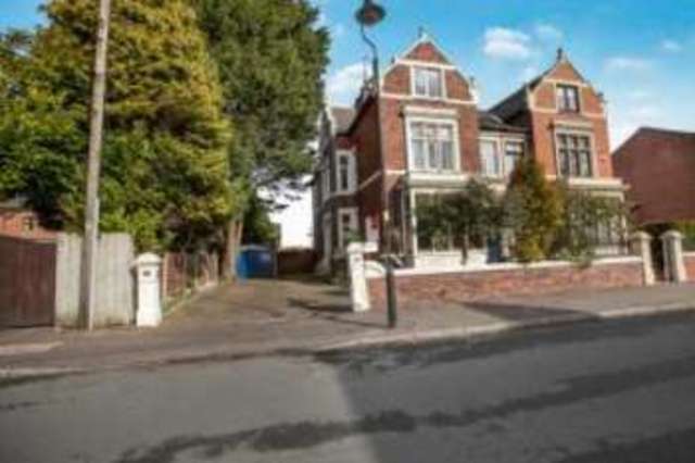  Image of 5 Bedroom Semi-Detached for sale at Fulwood Preston Fulwood, PR2 8NH