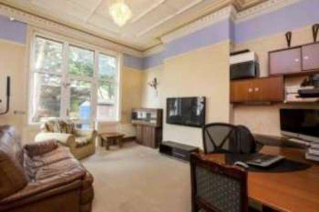  Image of 5 Bedroom Semi-Detached for sale at Fulwood Preston Fulwood, PR2 8NH