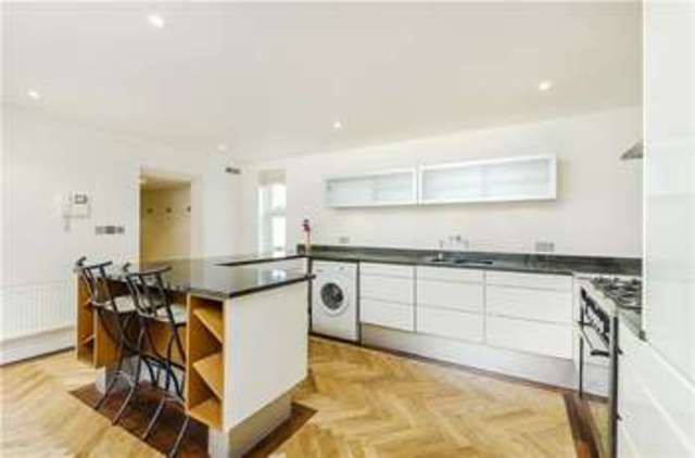  Image of 3 Bedroom Flat for sale at London  Vauxhall Bridge, SW1V 1QW