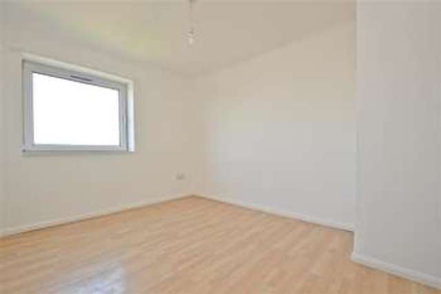  Image of 1 Bedroom Apartment for sale at Roehampton, SW15 4AX