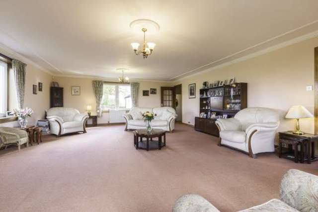  Image of 4 Bedroom Bungalow for sale at Errol  Perthshire, PH2 7SP