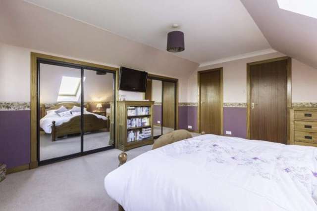  Image of 4 Bedroom Bungalow for sale at Errol  Perthshire, PH2 7SP