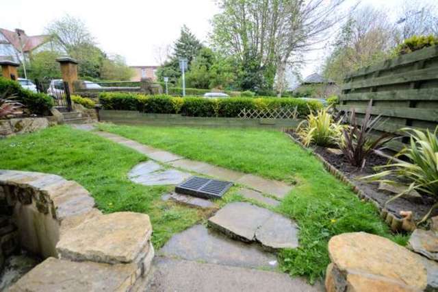  Image of 2 Bedroom Apartment for sale at 15 Fulford Road  Scarborough, YO11 2SL