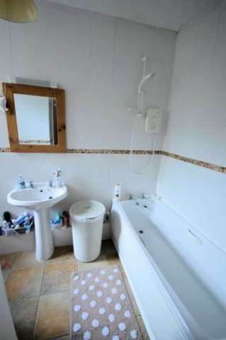  Image of 2 Bedroom Apartment for sale at 15 Fulford Road  Scarborough, YO11 2SL