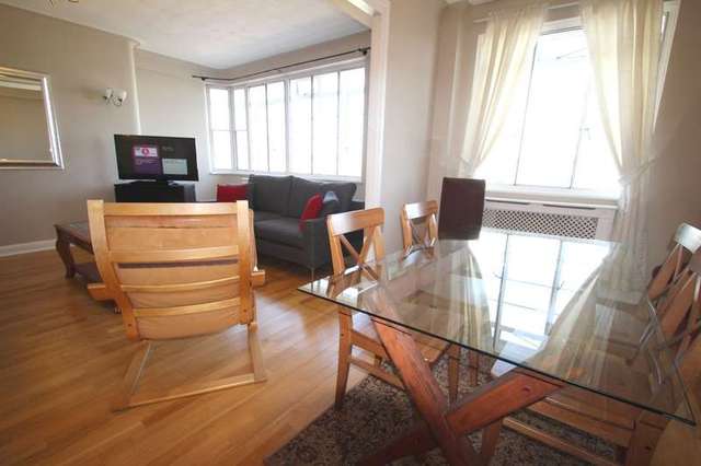  Image of 3 Bedroom Apartment to rent at Swiss Cottage NW3 London, NW3 5ED