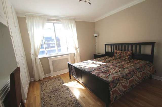  Image of 3 Bedroom Apartment to rent at Swiss Cottage NW3 London, NW3 5ED