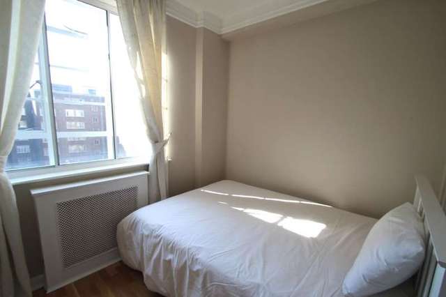  Image of 3 Bedroom Apartment to rent at Swiss Cottage NW3 London, NW3 5ED