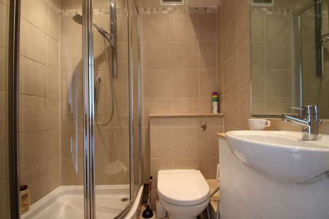  Image of 3 Bedroom Apartment to rent at Swiss Cottage NW3 London, NW3 5ED