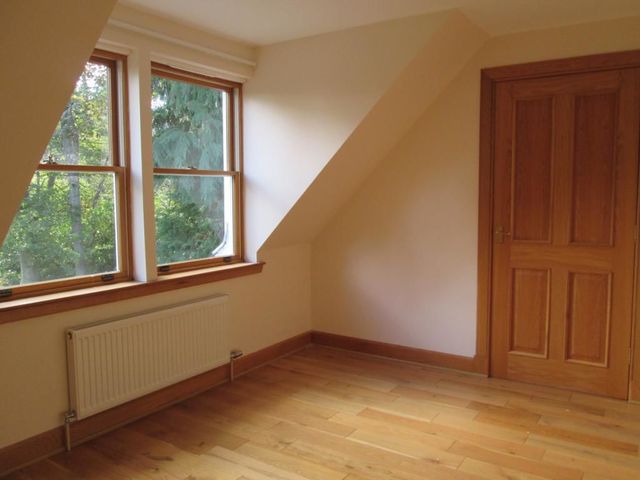 Image of 5 Bedroom Detached to rent at Muir of Ord Highland Highland, IV6 7TL