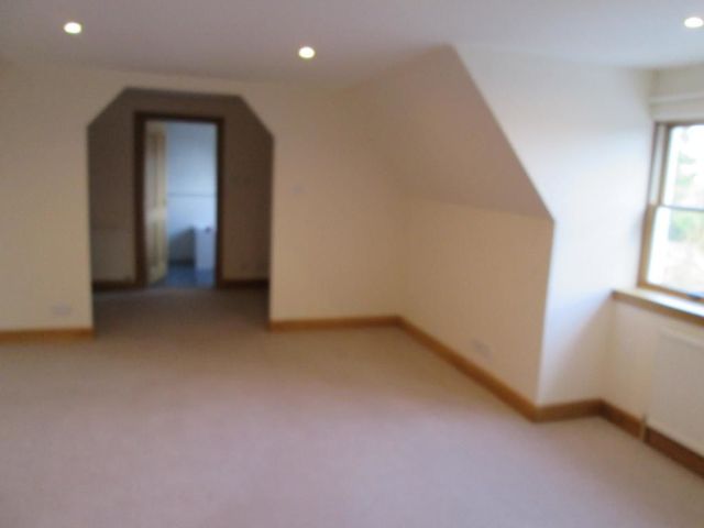  Image of 5 Bedroom Detached to rent at Muir of Ord Highland Highland, IV6 7TL