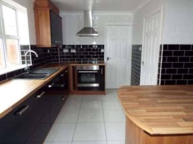  Image of 4 Bedroom Detached for sale at Hednesford Cannock Hednesford, WS12 1BS