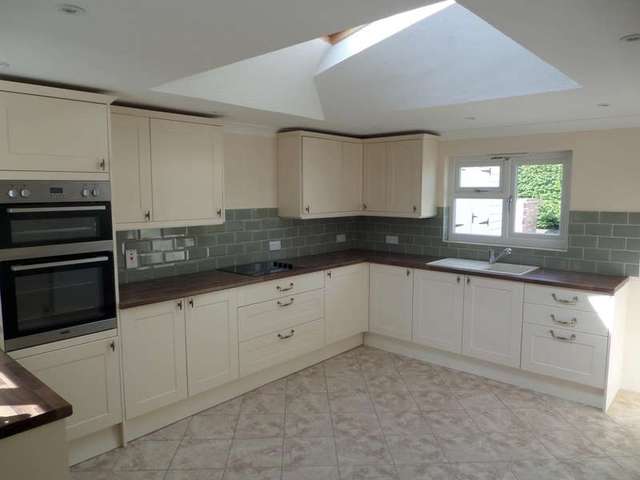  Image of 2 Bedroom Detached to rent at Pentlow, CO10 7JL