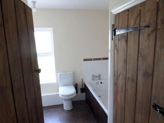  Image of 2 Bedroom Detached to rent at Pentlow, CO10 7JL