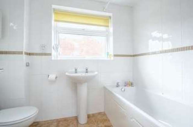  Image of 4 Bedroom Detached for sale at Witan Way  Wantage, OX12 9EU