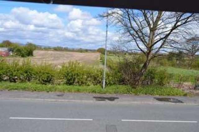  Image of 3 Bedroom Detached for sale at Lowton Road Golborne Warrington, WA3 3EG