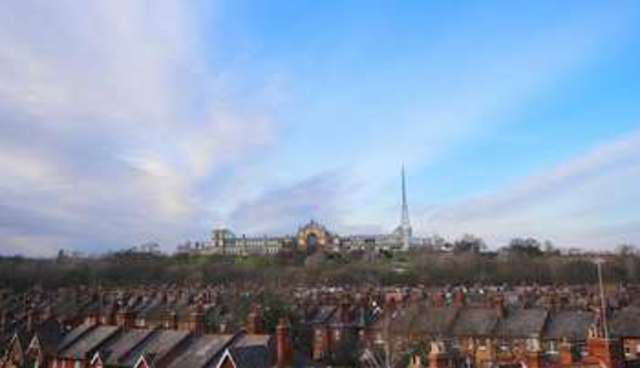  Image of 2 Bedroom Flat for sale at Nightingale Lane  Crouch End, N8 7QU