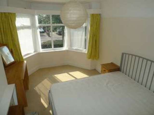  Image of 3 Bedroom Semi-Detached to rent at The Turnways Headingley Leeds, LS6 3DU