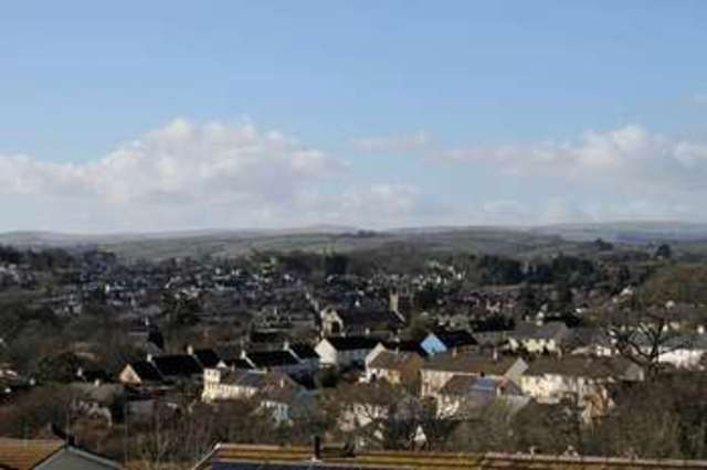  Image of 4 Bedroom Detached for sale at Elmhirst Drive  TOTNES, TQ9 5UX