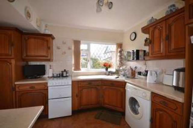  Image of 2 Bedroom Detached for sale at Hillbrook Rise  Totnes, TQ9 5AU