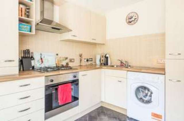  Image of 3 Bedroom Terraced for sale at Tudsbery Avenue Craigmillar Edinburgh, EH16 4GX