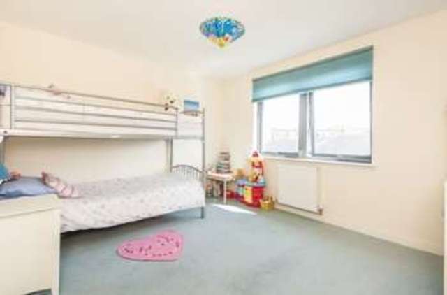  Image of 3 Bedroom Terraced for sale at Tudsbery Avenue Craigmillar Edinburgh, EH16 4GX