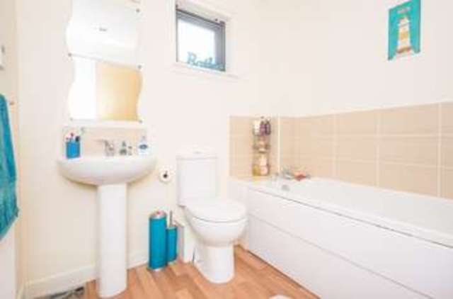  Image of 3 Bedroom Terraced for sale at Tudsbery Avenue Craigmillar Edinburgh, EH16 4GX