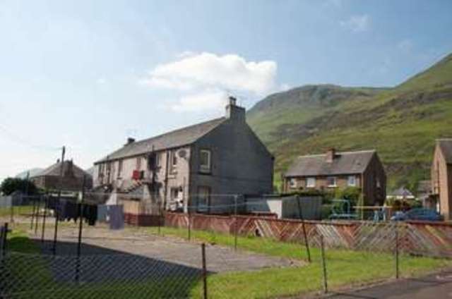  Image of 2 Bedroom Flat to rent at The Wynd  ALVA, FK12 5LP