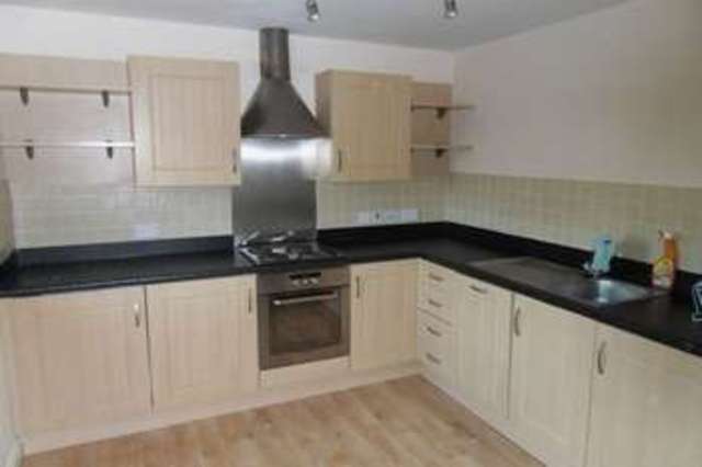  Image of 2 Bedroom Flat to rent at Albert Promenade  Halifax, HX3 0HD