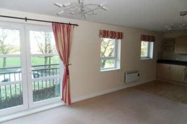  Image of 2 Bedroom Flat to rent at Albert Promenade  Halifax, HX3 0HD