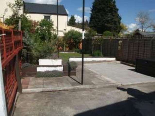  Image of 3 Bedroom Detached to rent at Armscroft Road Barnwood Gloucester, GL2 0SJ