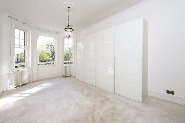  Image of 3 Bedroom Flat to rent at Barkston Gardens  London, SW5 0EL