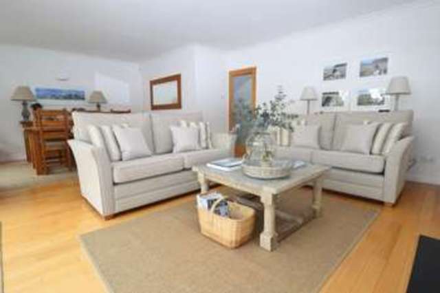  Image of 6 Bedroom Terraced for sale at Beaconsfield Road Clifton Bristol, BS8 2TR