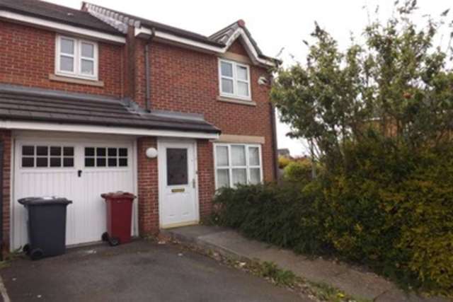  Image of 3 Bedroom Detached to rent at Blackburn, BB1 2RG