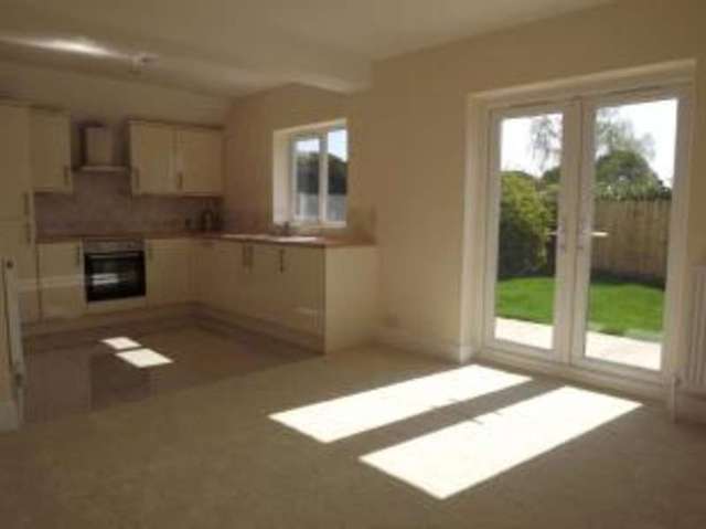  Image of 3 Bedroom Detached for sale at Northbourne Bournemouth Kinson, BH10 7HF