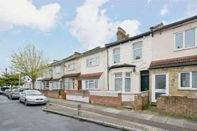  Image of 1 Bedroom Flat for sale at Caistor Park Road Stratford London, E15 3PS