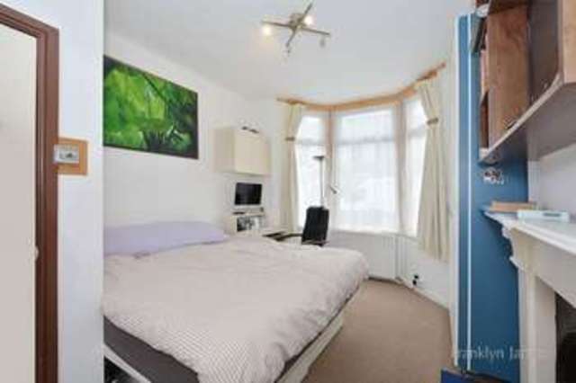  Image of 1 Bedroom Flat for sale at Caistor Park Road Stratford London, E15 3PS