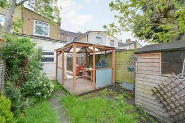  Image of 1 Bedroom Flat for sale at Caistor Park Road Stratford London, E15 3PS